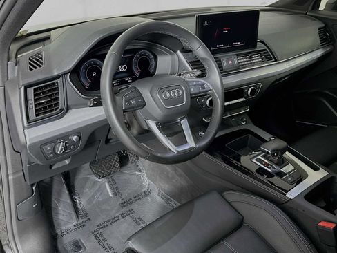 Certified 2023 Audi Q5 2.0T Prestige w/ Prestige Package image 9