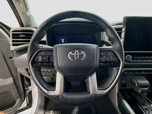 Used 2024 Toyota Tundra Limited AWD/4WD image 9