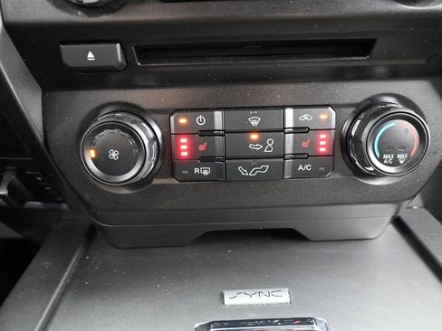 Used 2018 Ford F150 XLT w/ Equipment Group 302A Luxury image 27