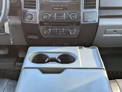 Used 2018 Ford F150 XLT image 20