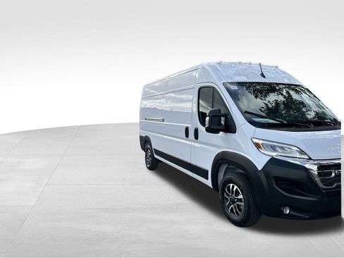 New 2026 RAM ProMaster 2500 w/ Premium Convenience Group image 8