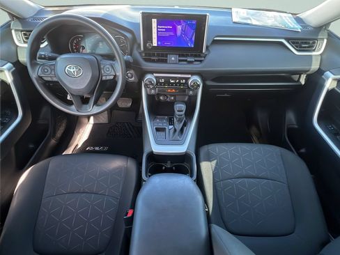 Used 2024 Toyota RAV4 XLE w/ Convenience Package FWD image 11