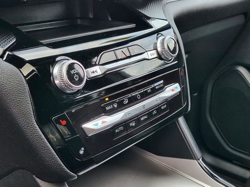 Certified 2022 Ford Explorer ST-Line w/ Class IV Trailer Tow Package image 24