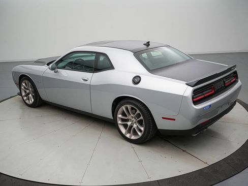 Used 2020 Dodge Challenger R/T image 6
