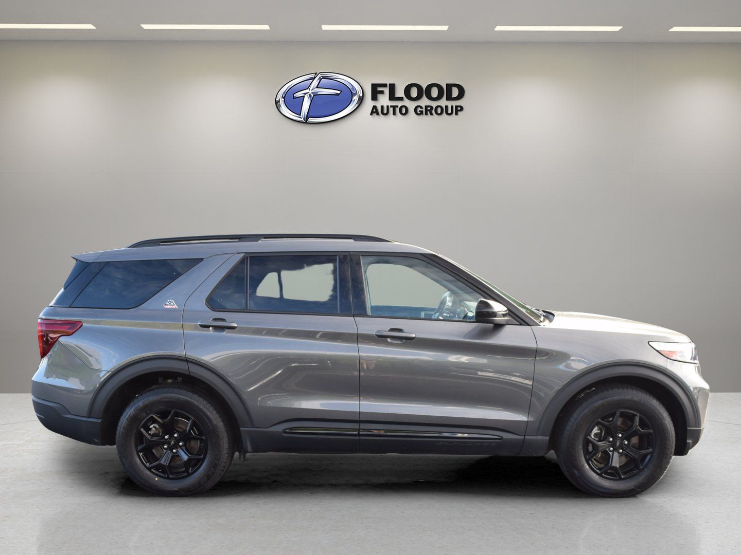 Used 2023 Ford Explorer Timberline w/ Timberline Technology Package AWD/4WD image 3