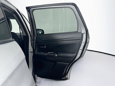 Used 2024 Mitsubishi Outlander Sport SE image 28