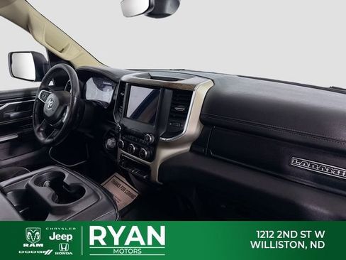 Used 2019 RAM 1500 Laramie AWD/4WD image 27