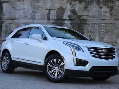 Used 2017 Cadillac XT5 Luxury w/ Driver Awareness Package