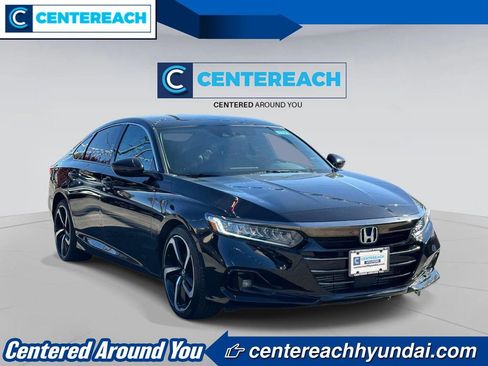 Used 2022 Honda Accord Sport image 2