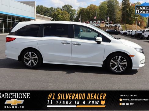 Used 2023 Honda Odyssey Touring image 1