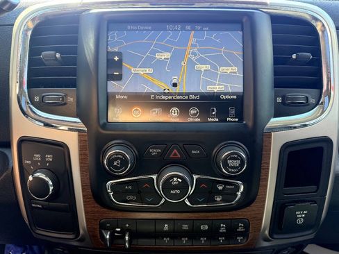 Used 2016 RAM 2500 Laramie w/ Convenience Group AWD/4WD image 32