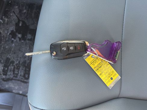 New 2025 Ford F150 XL w/ Equipment Group 103A High image 39