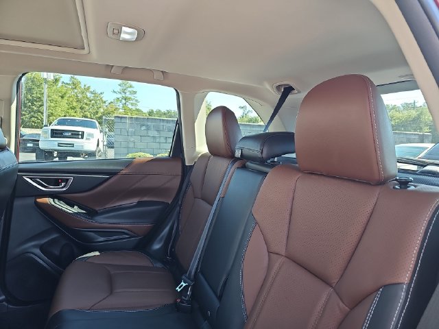 Used 2023 Subaru Forester Touring AWD/4WD image 14