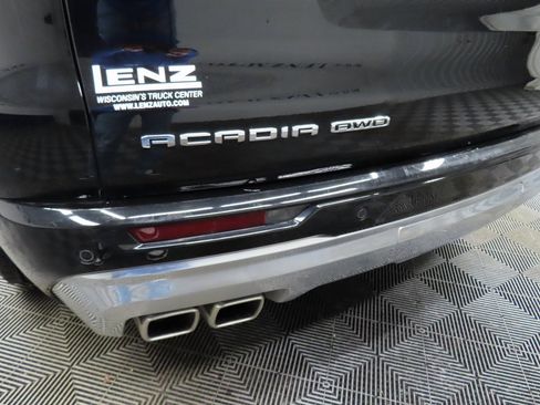 Used 2024 GMC Acadia Denali image 47