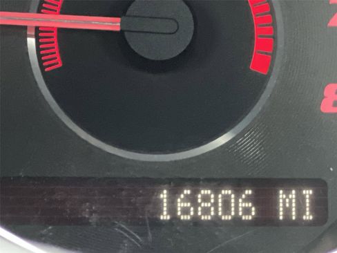 Used 2008 Pontiac Solstice GXP image 15