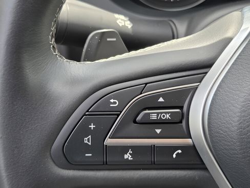 Certified 2025 INFINITI QX50 Luxe image 17