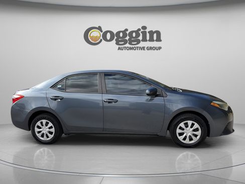Used 2015 Toyota Corolla L image 6