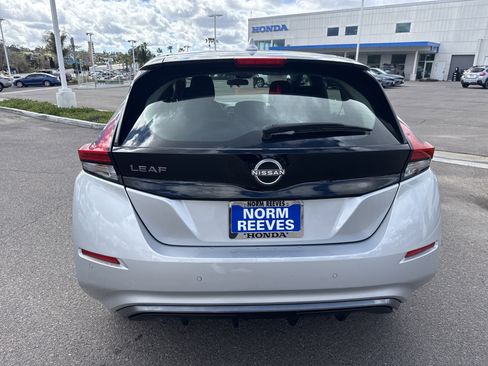 Used 2023 Nissan Leaf S image 4