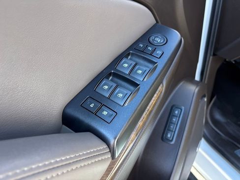 Used 2018 GMC Yukon Denali w/ Denali Ultimate Package image 23