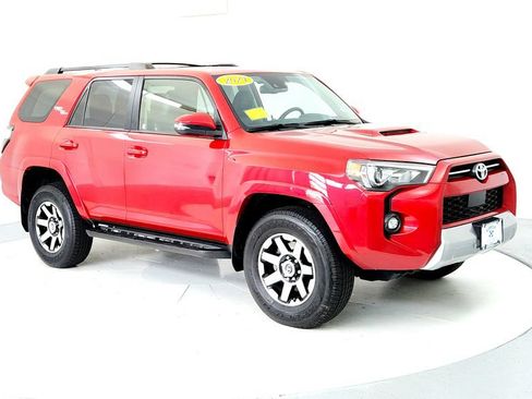 Certified 2024 Toyota 4Runner TRD Off-Road Premium w/ Moonroof Package AWD/4WD image 7