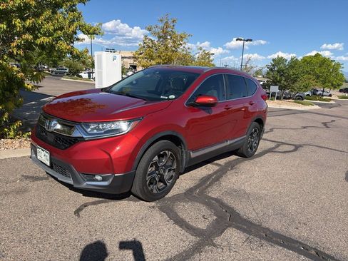 Used 2018 Honda CR-V Touring image 1
