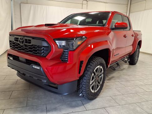 New 2026 Toyota Tacoma TRD Sport AWD/4WD image 3