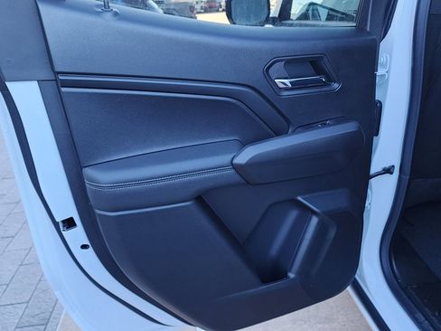 New 2026 GMC Canyon Elevation w/ Convenience Package image 41