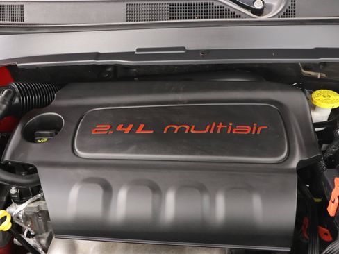 Used 2022 Jeep Compass Limited AWD/4WD image 19