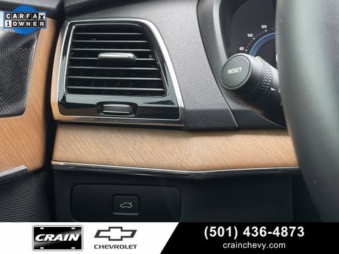 Used 2023 Volvo XC90 B6 Plus image 15
