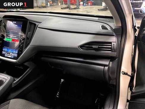 Certified 2024 Subaru Crosstrek 2.0i Premium image 17