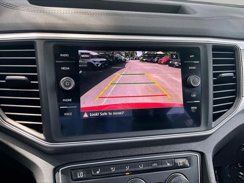 Used 2019 Volkswagen Atlas SE FWD image 27
