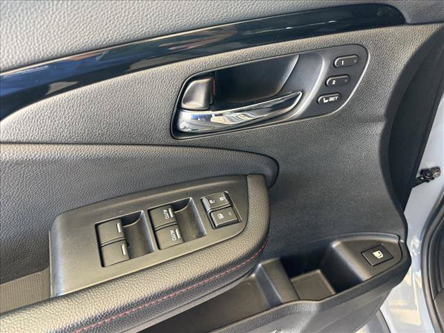 Used 2025 Honda Ridgeline Black Edition image 17