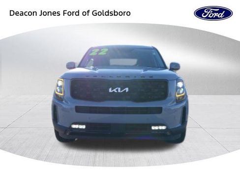 Used 2022 Kia Telluride SX w/ Nightfall Edition Package image 8