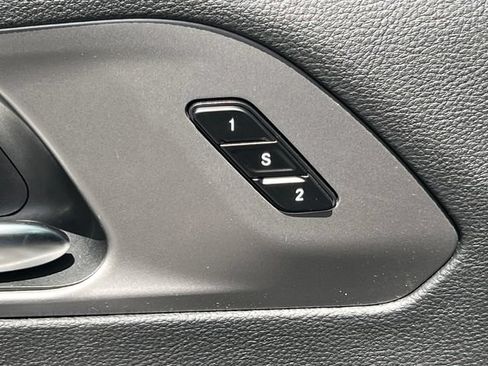 New 2027 Chrysler Pacifica Select w/ Family Tech Group AWD/4WD image 16