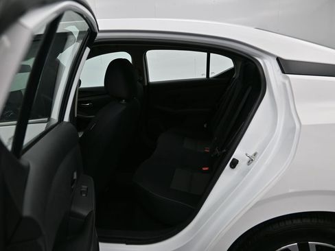 Used 2024 Nissan Sentra SV FWD image 21