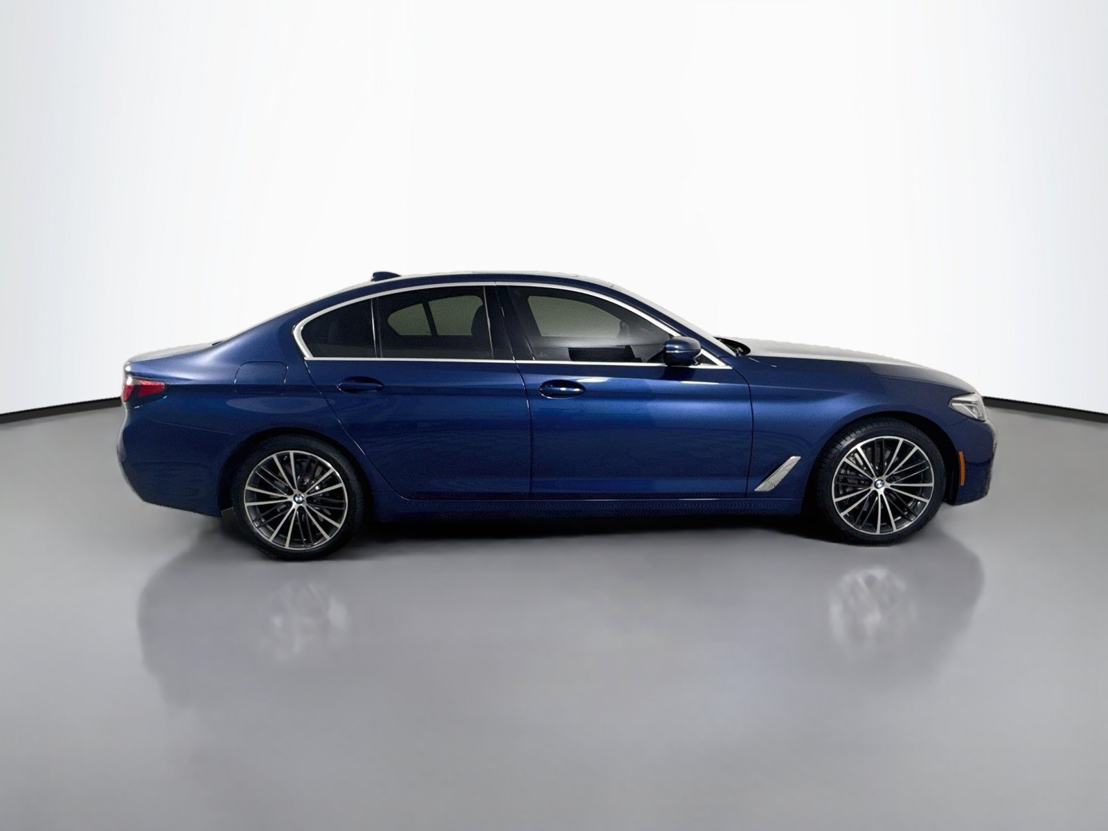 Used 2022 BMW 540i xDrive w/ Convenience Package AWD/4WD image 8