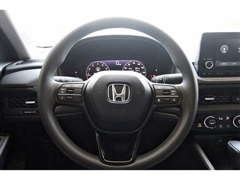 New 2025 Honda Accord SE image 15