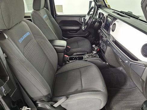 Used 2021 Jeep Wrangler Islander image 36