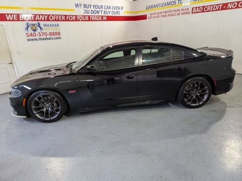 Used 2020 Dodge Charger Scat Pack image 4