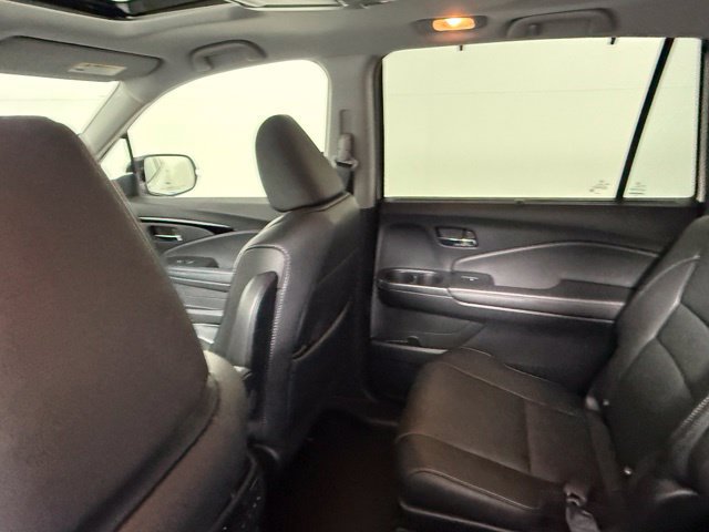 Used 2020 Honda Pilot Elite image 39