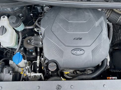 Used 2020 Kia Sedona LX FWD image 29