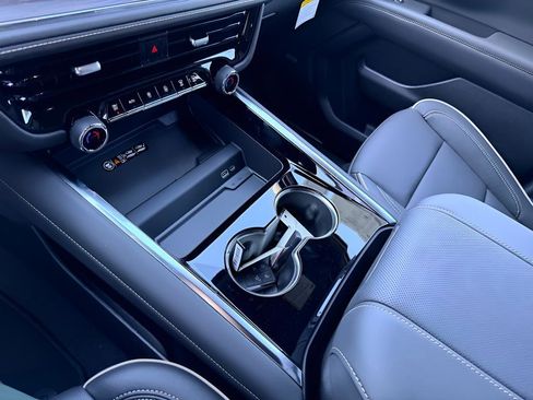 New 2026 Chevrolet Tahoe Premier image 21