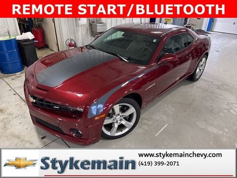 Used 2010 Chevrolet Camaro SS image 2