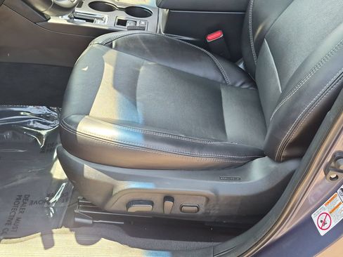 Used 2018 Subaru Outback 3.6R Limited AWD/4WD image 14