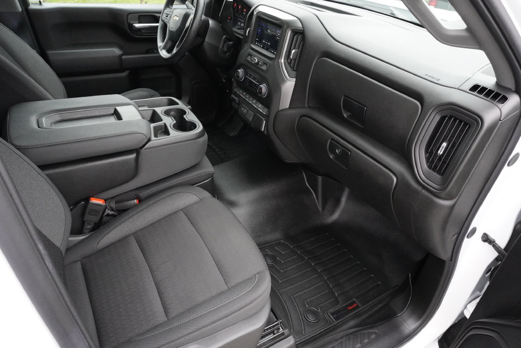 Used 2025 Chevrolet Silverado 2500 Custom w/ Custom Value Package AWD/4WD image 22