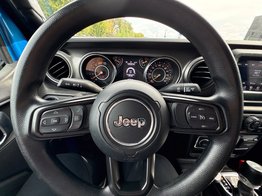 Used 2023 Jeep Wrangler Unlimited Sport AWD/4WD image 21