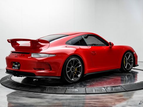Used 2015 Porsche 911 GT3 image 18