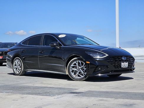 Used 2023 Hyundai Sonata SEL FWD image 3