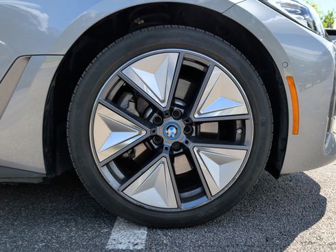 Used 2023 BMW i4 eDrive35 w/ Premium Package RWD image 15