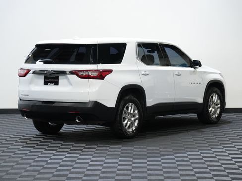 Used 2020 Chevrolet Traverse L FWD image 6